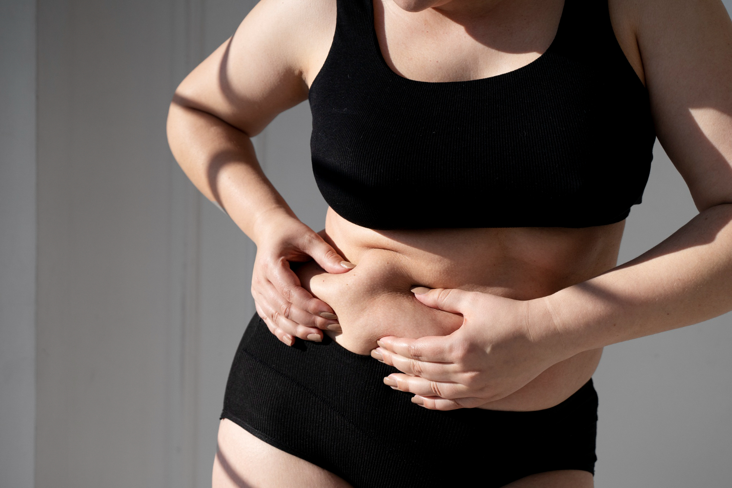 The Reason Why Many Women Lose Fat in the Abdominal Area but Not in the Hips